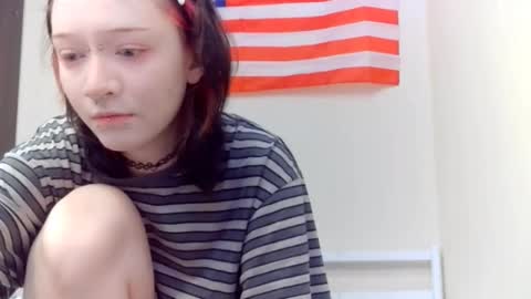 Snapshot of shirleyboulet chatting on 8, 2, 2026 Luna online show from 8, 2, 2026