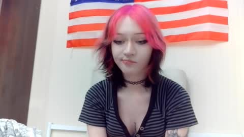 Snapshot of shirleyboulet chatting on 20, 2, 2026 Luna online show from 20, 2, 2026