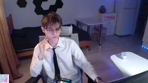 Snapshot of shiromy_ chatting on 23, 11, 2025 shiromy_ online show from 23, 11, 2025