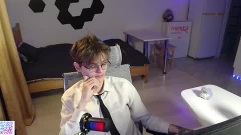 Snapshot of shiromy_ chatting on 26, 11, 2025 shiromy_ online show from 26, 11, 2025