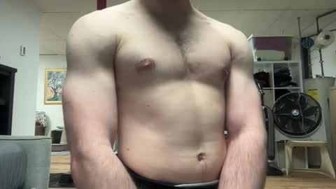 shirtlesshunk15 online show from 19, 4, 2026