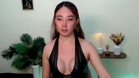 WET AND WILD YHANNA online show from 28, 10, 2025