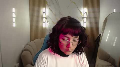 shizuko_b online show from 8, 10, 2025