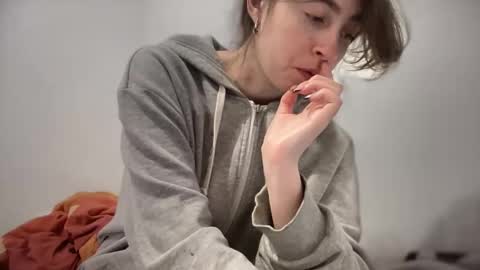 Snapshot of shizukuhunter chatting on 7, 11, 2025 shizukuhunter online show from 7, 11, 2025