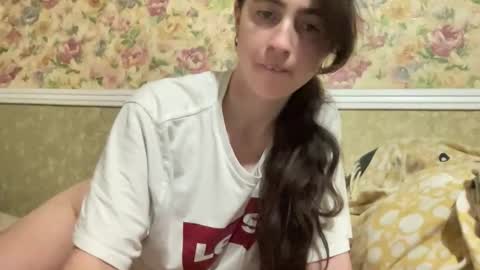 Snapshot of shizukuhunter chatting on 8, 11, 2025 shizukuhunter online show from 8, 11, 2025