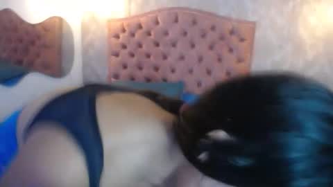 shofia_bueno online show from 17, 4, 2026