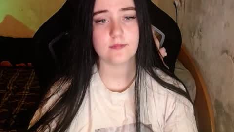 Snapshot of show_for_you chatting on 4, 12, 2025 show_for_you online show from 4, 12, 2025