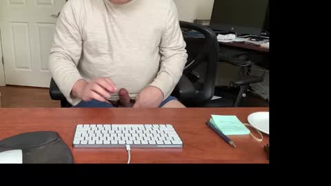 Snapshot of showmet chatting on 3, 2, 2026 Chicago Guy online show from 3, 2, 2026