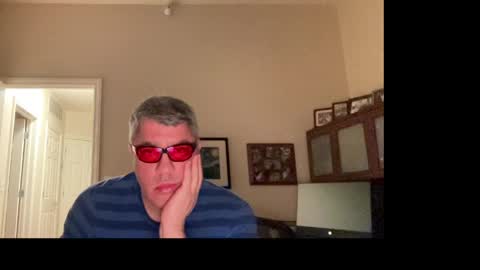 Snapshot of showmet chatting on 29, 3, 2026 Chicago Guy online show from 29, 3, 2026