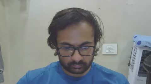 shubhamkhandelwal123 online show from 4, 4, 2026