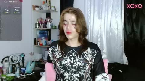 Snapshot of shun_sun chatting on 12, 12, 2024 Shun White online show from 12, 12, 2024