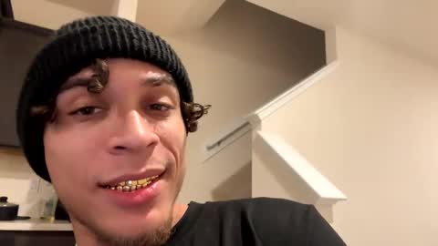 Snapshot of shurthingxx chatting on 19, 2, 2025 shurthingxx online show from 19, 2, 2025