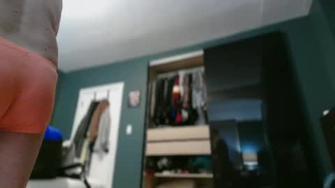 Snapshot of shutterbug989 chatting on 29, 6, 2026 shutterbug989 online show from 29, 6, 2026