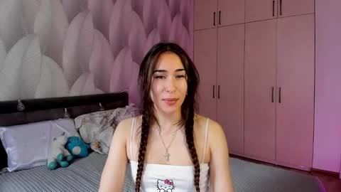 Mika online show from 10, 12, 2024