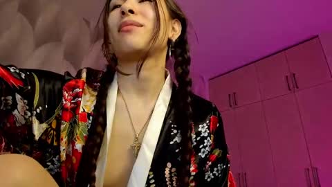 Mika online show from 14, 12, 2024