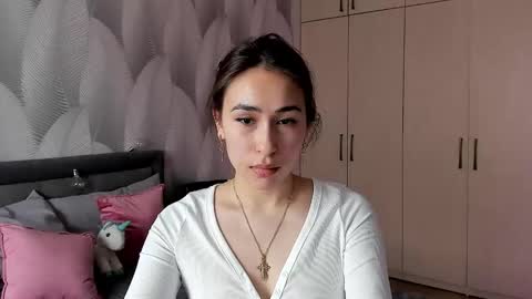 Mika online show from 8, 2, 2025