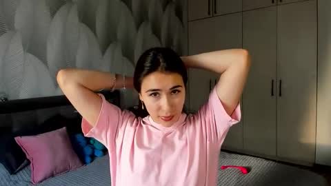 Mika online show from 26, 9, 2025