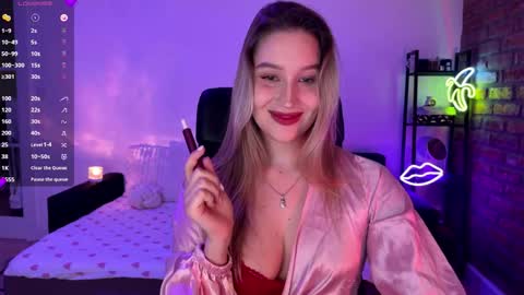 Snapshot of shy_bee chatting on 22, 12, 2025 Alice online show from 22, 12, 2025