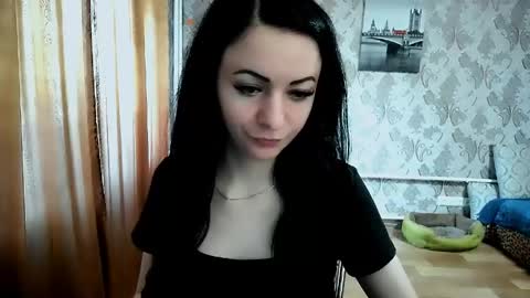 shy_cat_candy online show from 19, 5, 2026