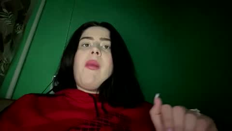 shy_couple_cute online show from 12, 2, 2025