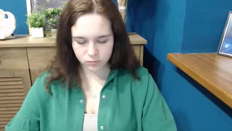 shy_lil online show from 5, 11, 2025