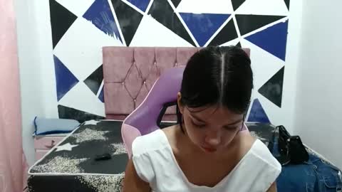 Snapshot of shy_luna18 chatting on 28, 11, 2025 luna online show from 28, 11, 2025