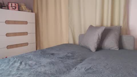 Snapshot of shy_milena chatting on 6, 3, 2025 Milena online show from 6, 3, 2025