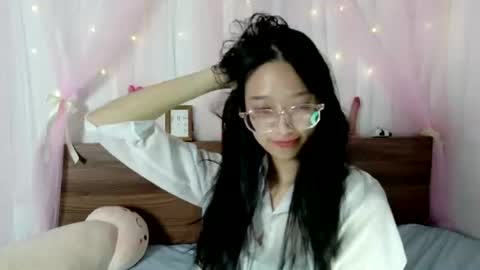 Snapshot of shy_pink_doll chatting on 24, 7, 2026 shy_pink_doll online show from 24, 7, 2026