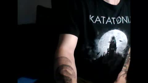 shyboyhugecum2020 online show from 31, 12, 2024