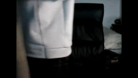 shyboyhugecum2020 online show from 21, 1, 2025