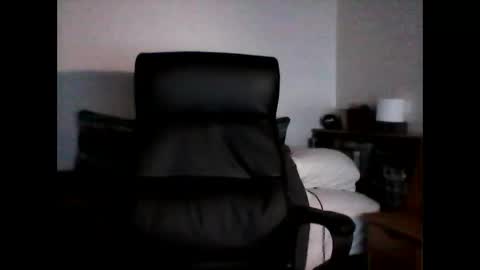 shyboyhugecum2020 online show from 28, 2, 2025