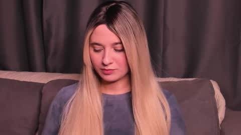 Snapshot of shybunny01 chatting on 18, 10, 2025 Mary online show from 18, 10, 2025