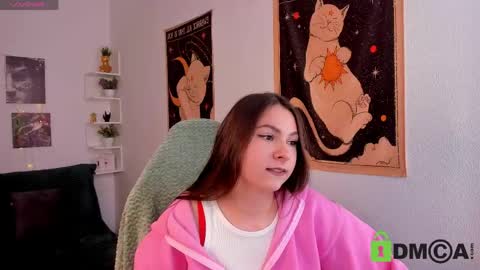 Snapshot of shycherry_ chatting on 7, 6, 2026 shycherry_ online show from 7, 6, 2026