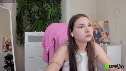 Snapshot of shycherry_ chatting on 25, 6, 2026 shycherry_ online show from 25, 6, 2026