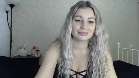 Eva online show from 10, 9, 2025