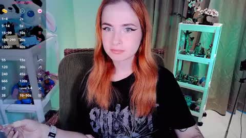 Snapshot of shyfoxxxy chatting on 19, 5, 2026 Effie online show from 19, 5, 2026