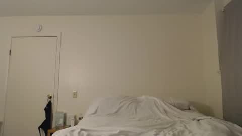 Snapshot of shyfreaksfantasycouple chatting on 23, 5, 2026 shyfreaksfantasycouple online show from 23, 5, 2026