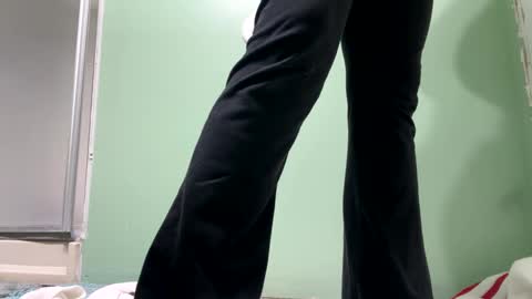 Snapshot of shyg1r1 chatting on 11, 1, 2025 Sasha online show from 11, 1, 2025