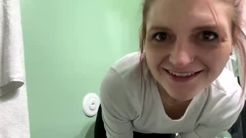 Snapshot of shyg1r1 chatting on 12, 1, 2025 Sasha online show from 12, 1, 2025