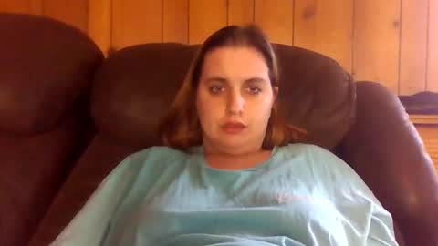 Snapshot of shylee538825 chatting on 28, 10, 2025 shylee538825 online show from 28, 10, 2025