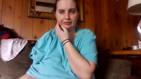 Snapshot of shylee538825 chatting on 16, 11, 2025 shylee538825 online show from 16, 11, 2025