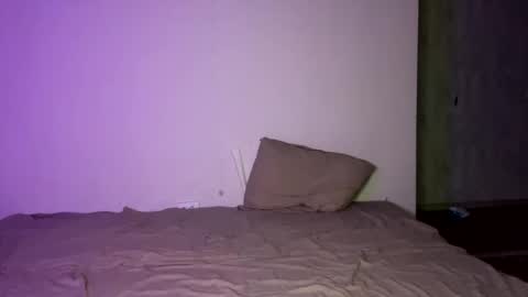 Snapshot of shyredstar chatting on 17, 12, 2024 Tom and Betty online show from 17, 12, 2024