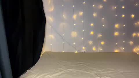 Snapshot of shyredstar chatting on 31, 12, 2024 Tom and Betty online show from 31, 12, 2024