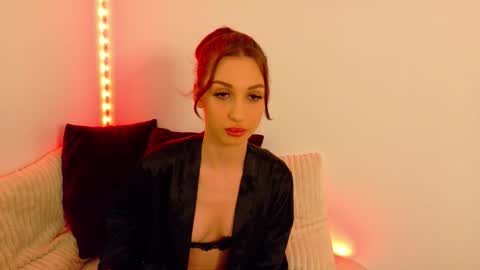 Snapshot of sia_a chatting on 14, 10, 2025 Anastasia online show from 14, 10, 2025