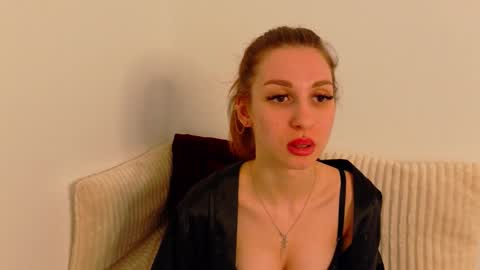 Snapshot of sia_a chatting on 21, 10, 2025 Anastasia online show from 21, 10, 2025