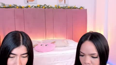 Siara and Zoe tattoo online show from 9, 3, 2026