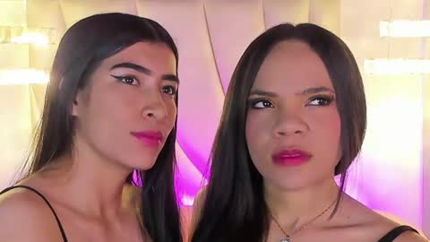Siara and Zoe tattoo online show from 18, 6, 2026