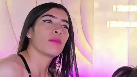 Siara and Zoe tattoo online show from 23, 6, 2026