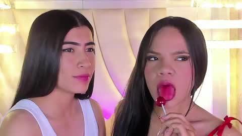 Siara and Zoe tattoo online show from 16, 7, 2026