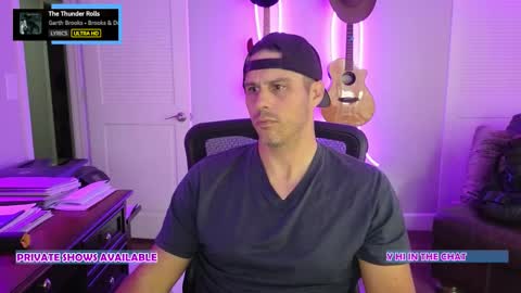 SideSnack online show from 23, 10, 2025